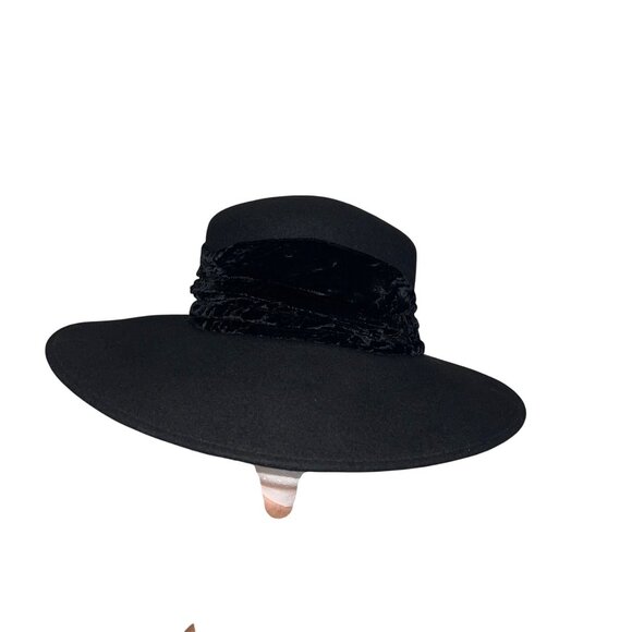 Vintage Womens Hat Size Medium Black Velvet Band Wool Italy main image 6